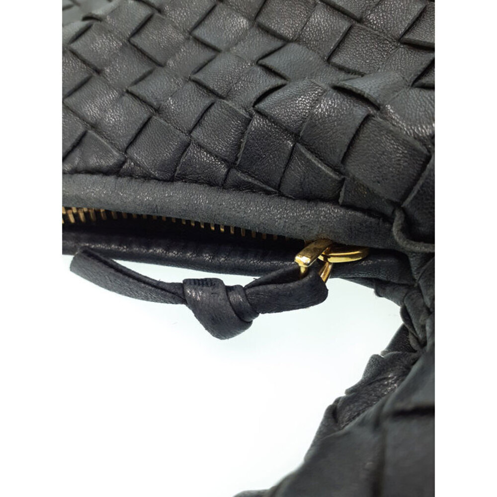 Bottega Veneta Intrecciato Shoulder Bag - Picture 6 of 9
